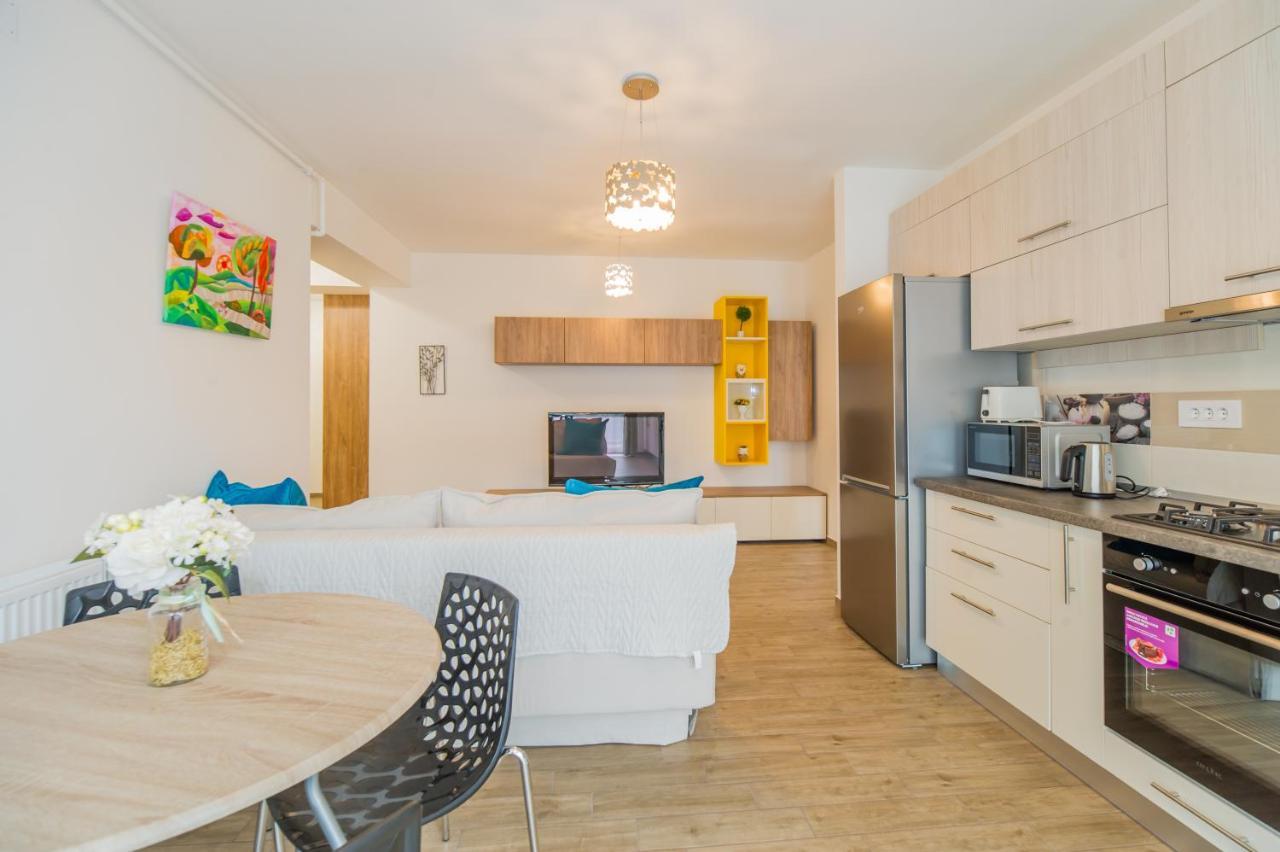 Modern Ap - Terrace - Parking Apartment Brașov