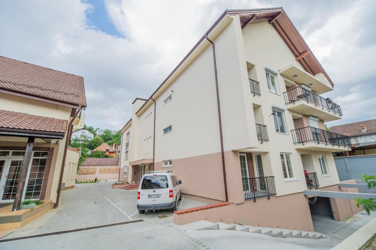 Modern Ap - Terrace - Parking * Brașov