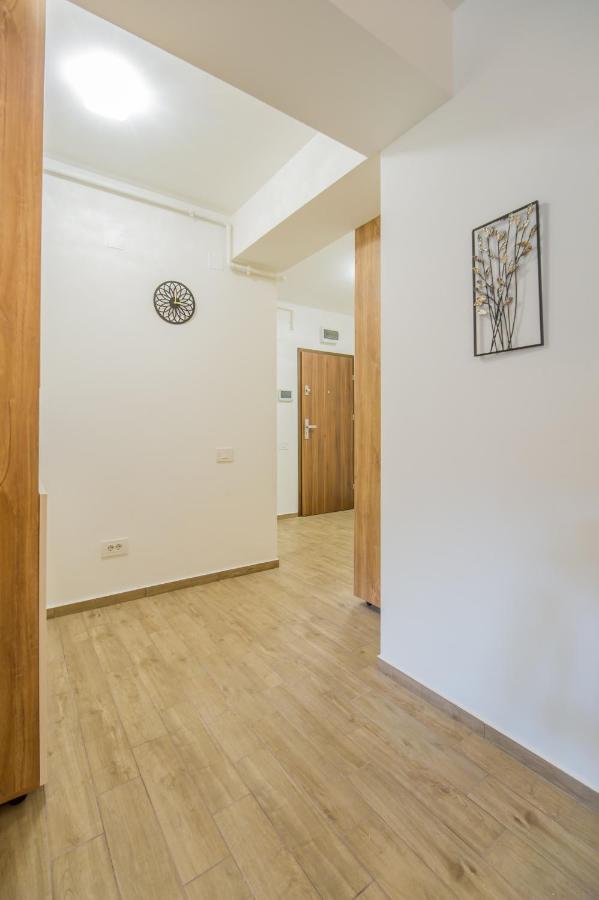 Modern Ap - Terrace - Parking Brasov